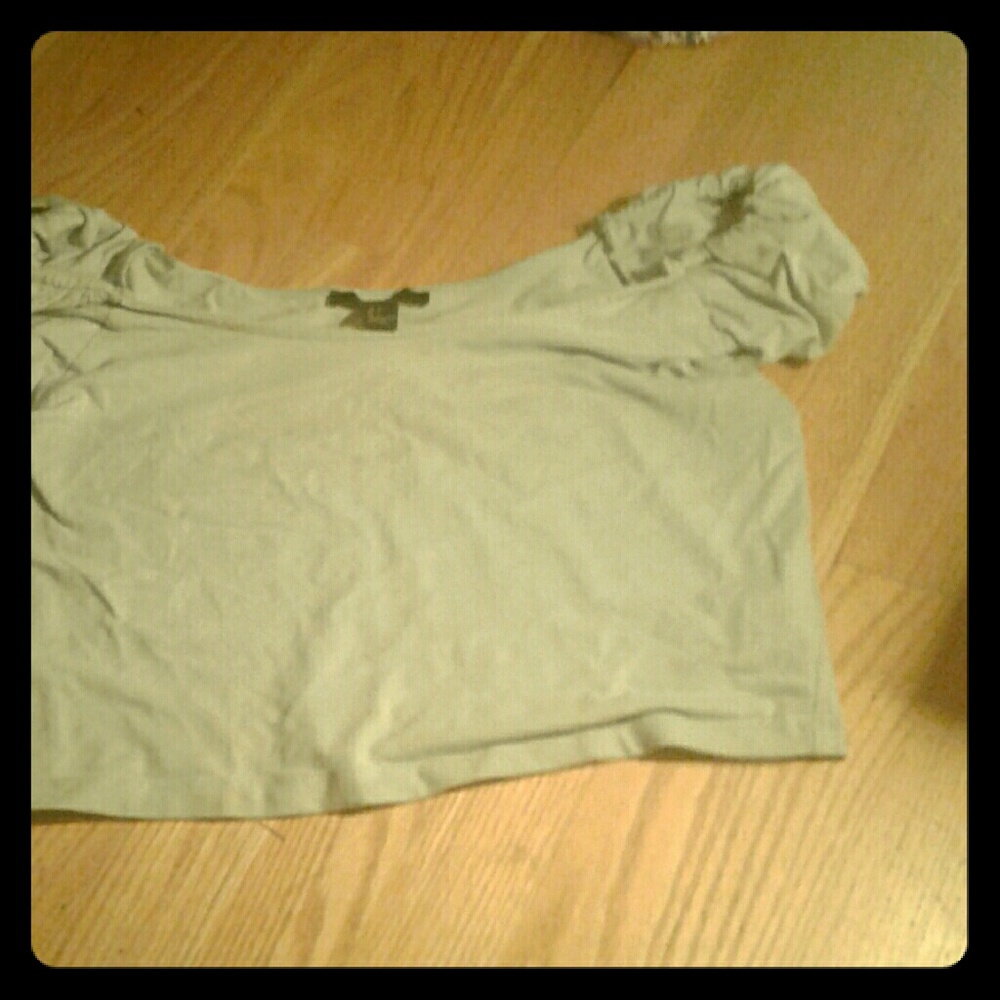 Blue off shoulder crop top (L)